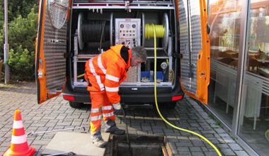 Sewer-Cleaning-service