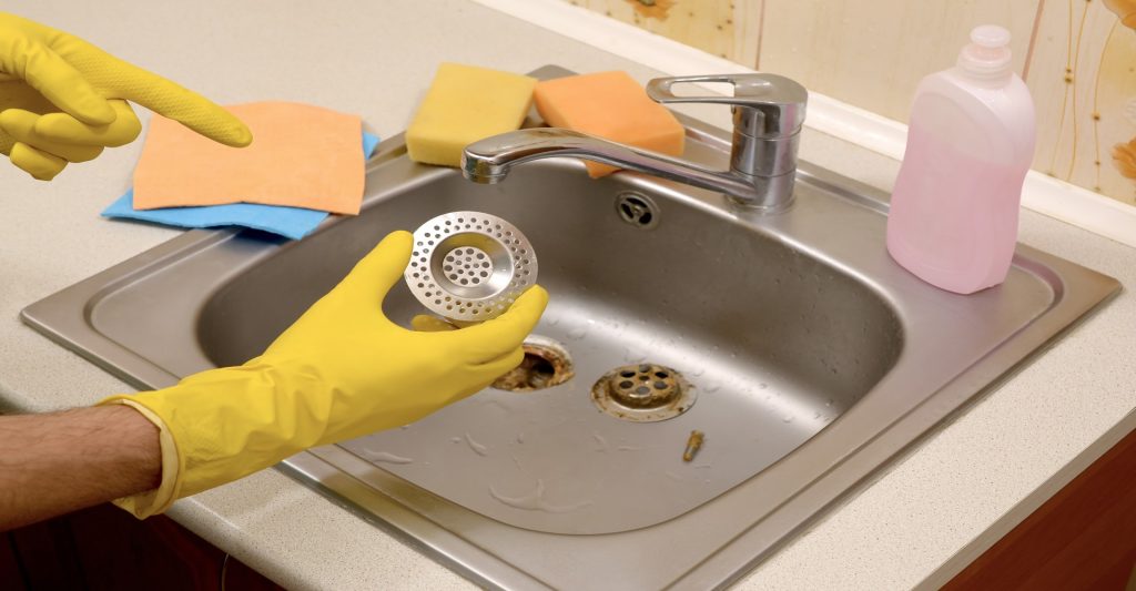 Removing Rust Stains from Your Sinks, Tubs, and Toilets