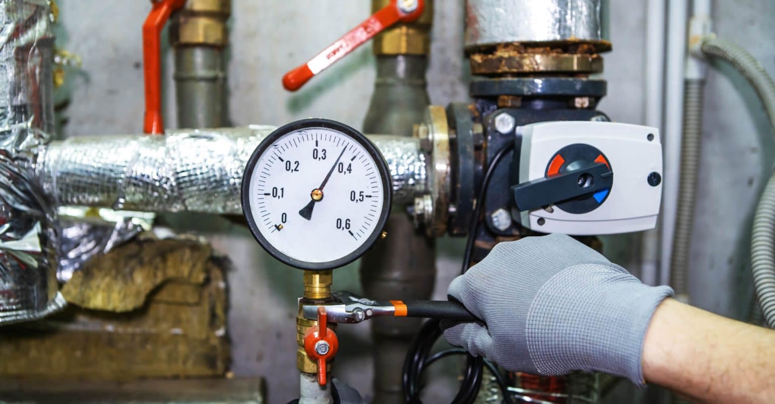 Why is Water Pressure Gauge Installation Important for Homeowners